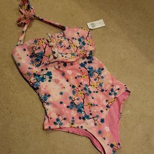 One piece womens bathing suit